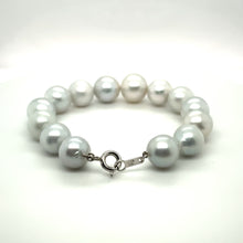Load image into Gallery viewer, Silver South Sea Pearl Bracelet