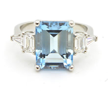 Load image into Gallery viewer, 4.13 Carat Emerald Cut Aquamarine and Diamond Platinum Engagement Ring
