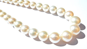 Graduated South Sea Pearl Diamond and 18 Carat White and Yellow Gold Necklace